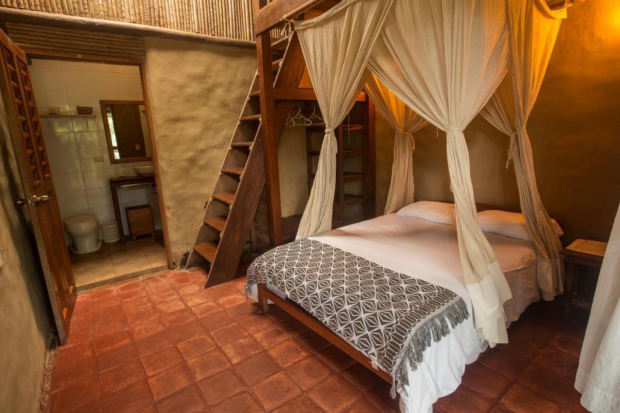 Chirapa Manta Amazon Lodge Lamas Extérieur photo
